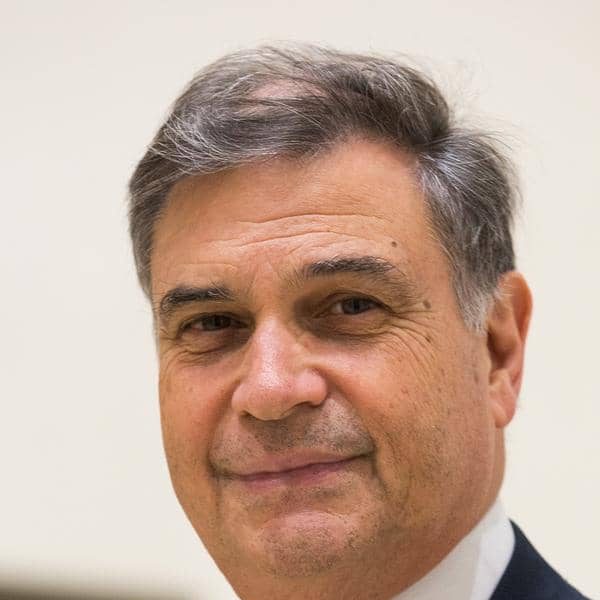 Portrait de Professeur Roméo CIMINELLO — CCMESD